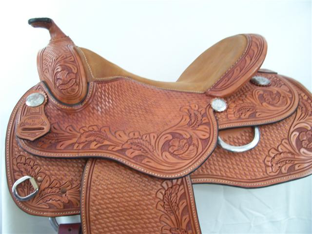Used Saddle:- Image Number:0